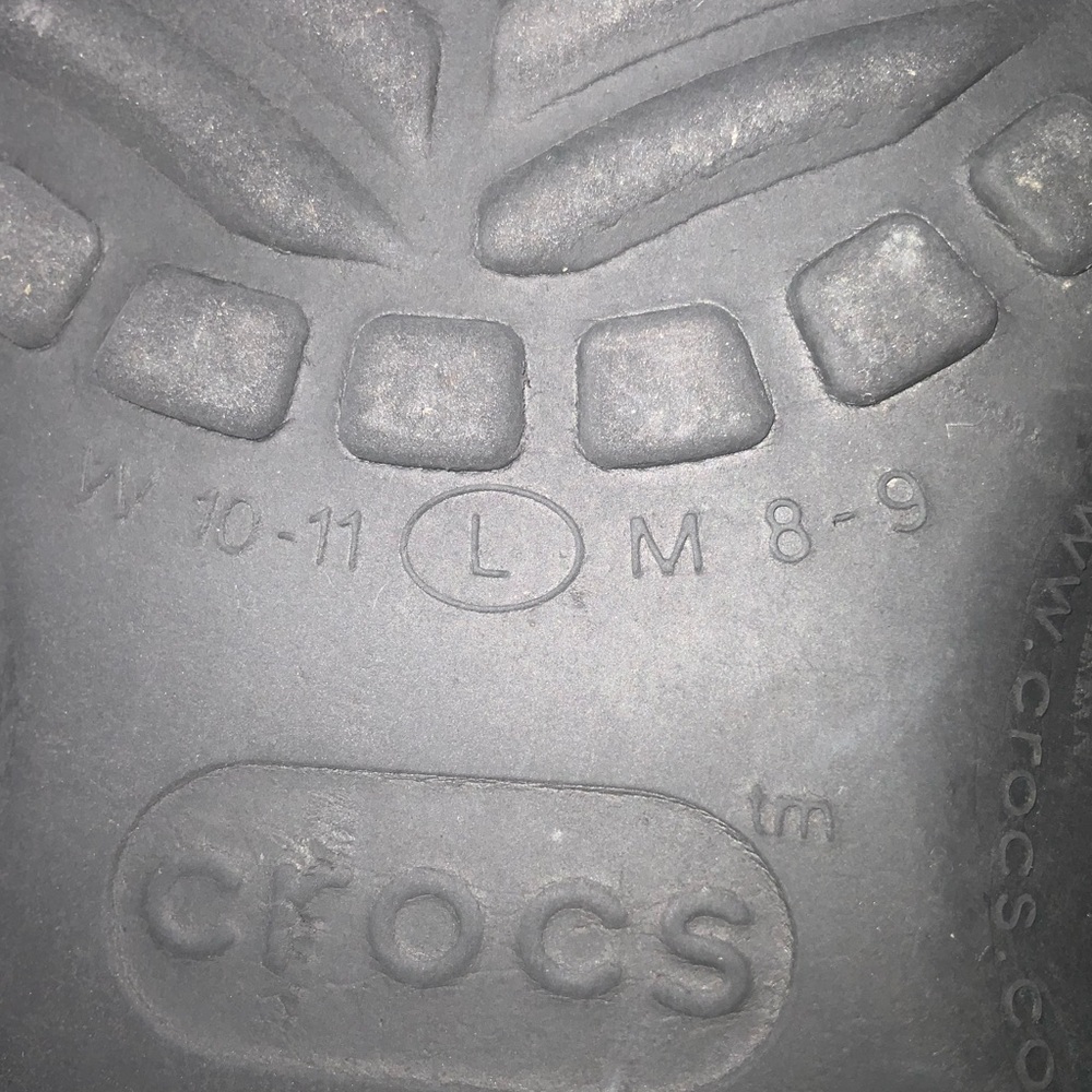 Classic Crocs Men's Black Large Men’s 8-9 Women’s 10-11 Excellent Condition - Picture 8 of 8